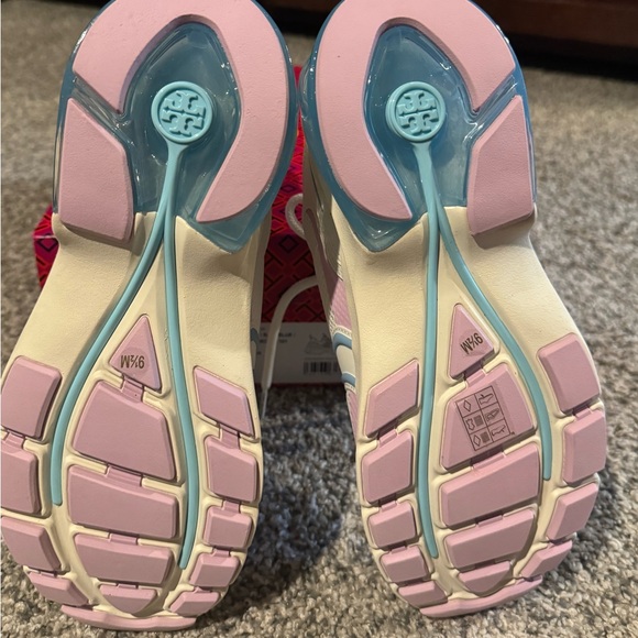 Tory Burch Tech Trainer Mesh - Picture 6 of 7